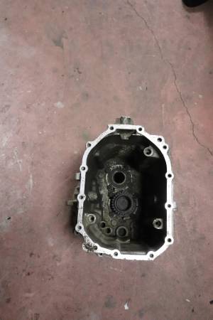 FORD TRANSİT 300 L-M-S-SF ÇIKMA PARÇA TRANSİT 200 PS ŞANZIMAN ÜST MUHAFAZASI